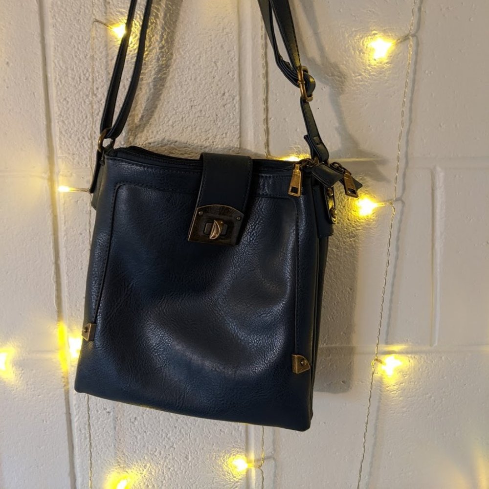 Black Rivet shoulder bag